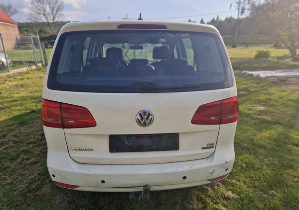 Volkswagen Touran cena 18999 przebieg: 298754, rok produkcji 2013 z Wrocław małe 37